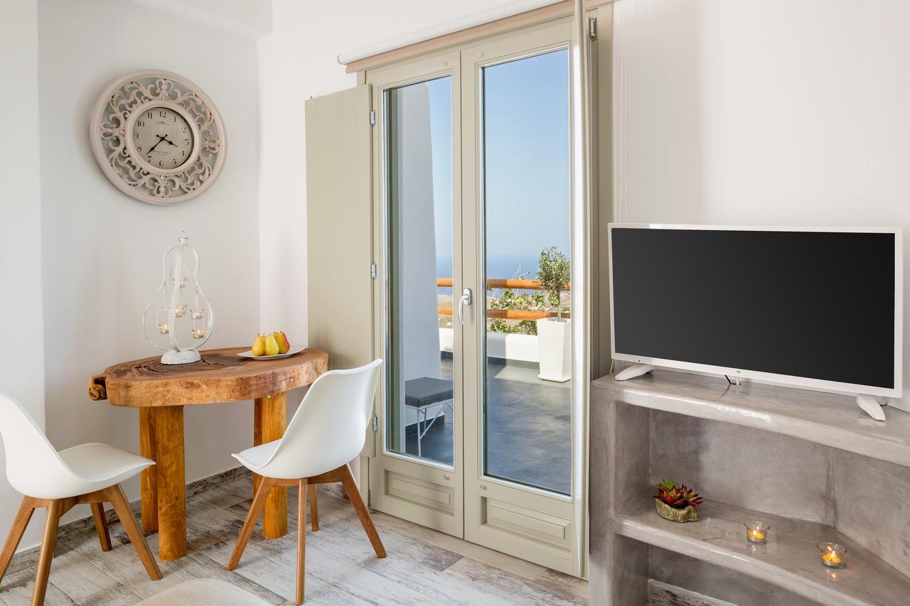 Nectarios Villa - Studios & Suites Adults Only Fira  Eksteriør billede