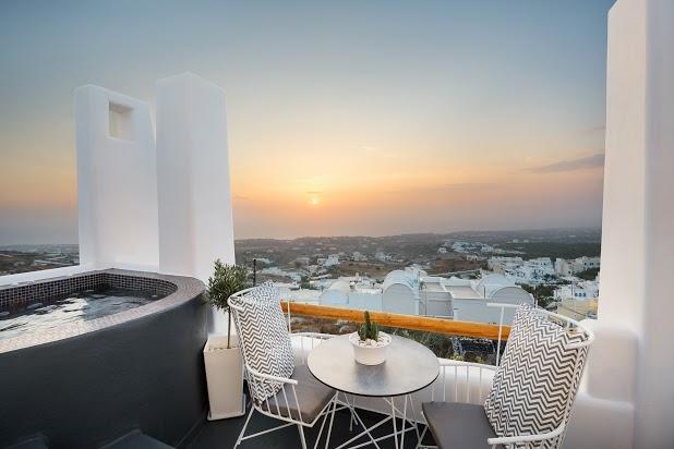 Nectarios Villa - Studios & Suites Adults Only Fira  Eksteriør billede